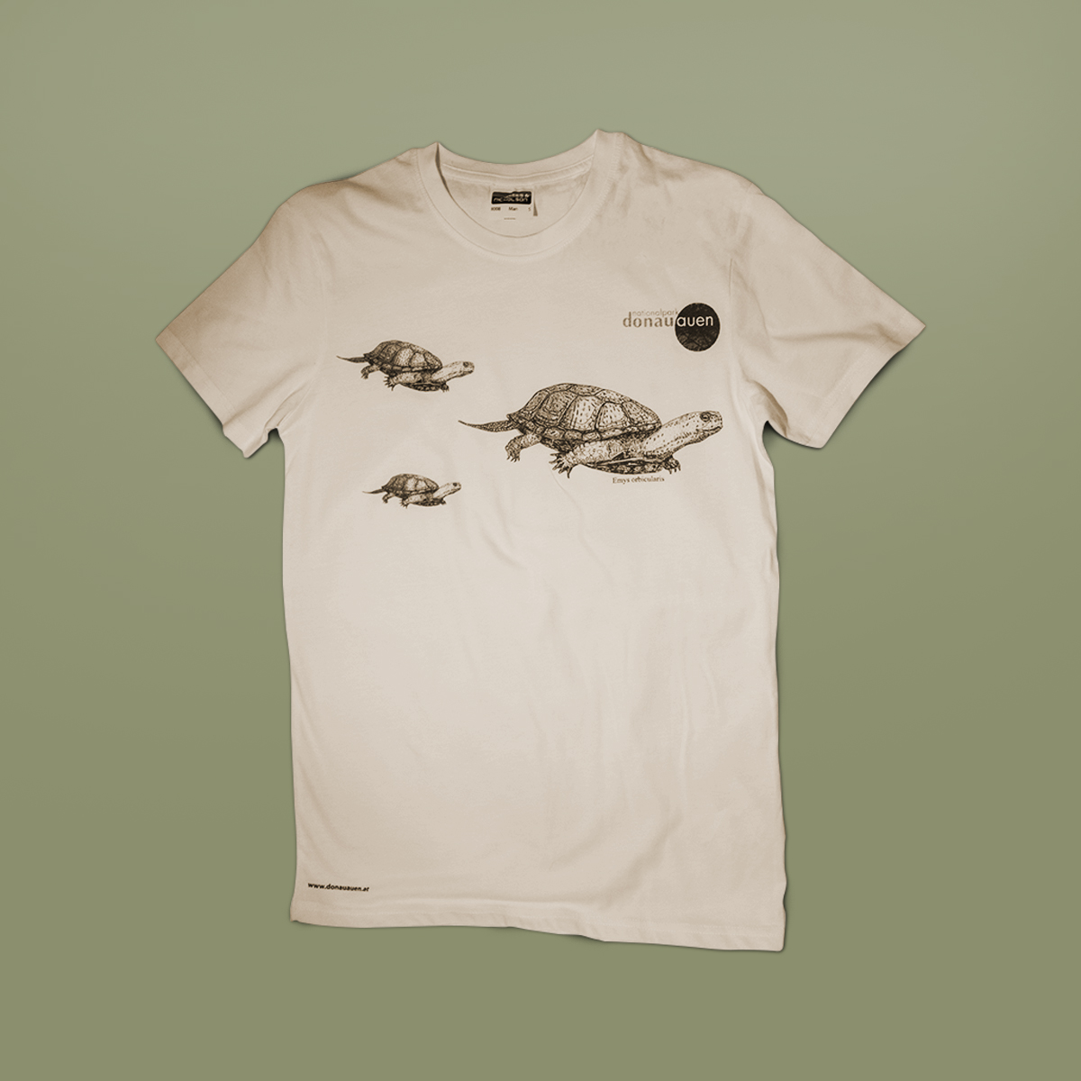 Nationalpark-Donau-Auen-T-Shirt-Schildkroete-E-Sand.jpg